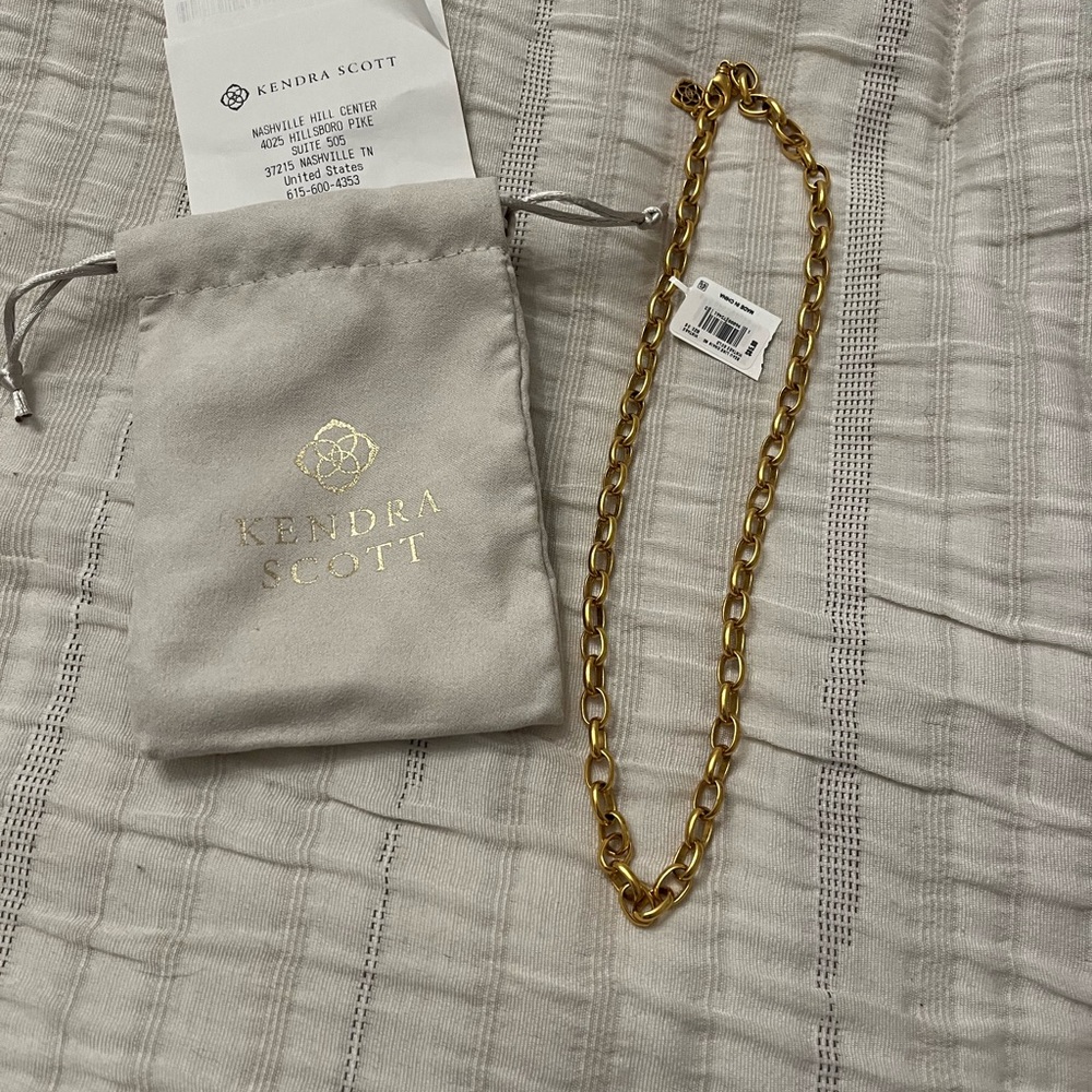 Kendra Scott Necklace